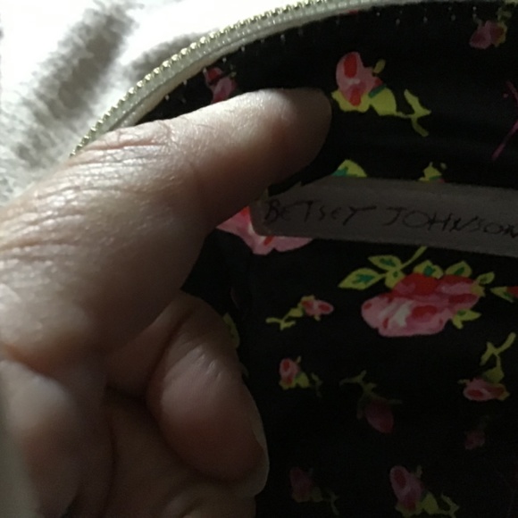 Host Pick Betsey Johnson - Lamb Novelty Art Deco Purse / Bag - So Adorable - Picture 6 of 10